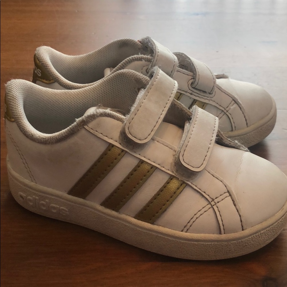 Adidas - Picture 2 of 5